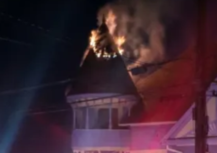 Lightning struck an 1890 Georgia mansion; its owners drove away unaware the turret was burning until passersby spotted flames, and firefighters kept the main floor undamaged