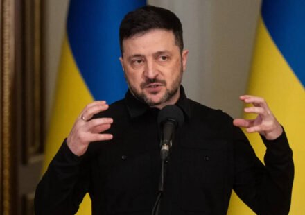 ‘Russia ready to negotiate’: Zelenskyy after meeting US envoys Witkoff and Kushner