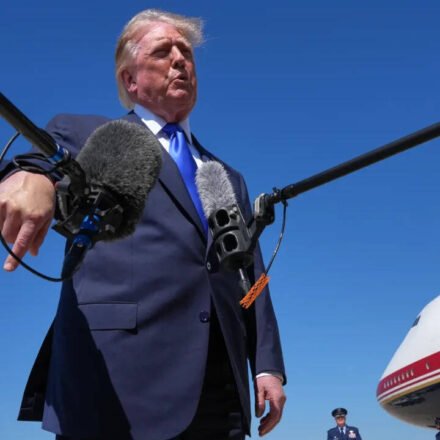 Why Trump's flight to Dallas was delayed before republican midterm convention