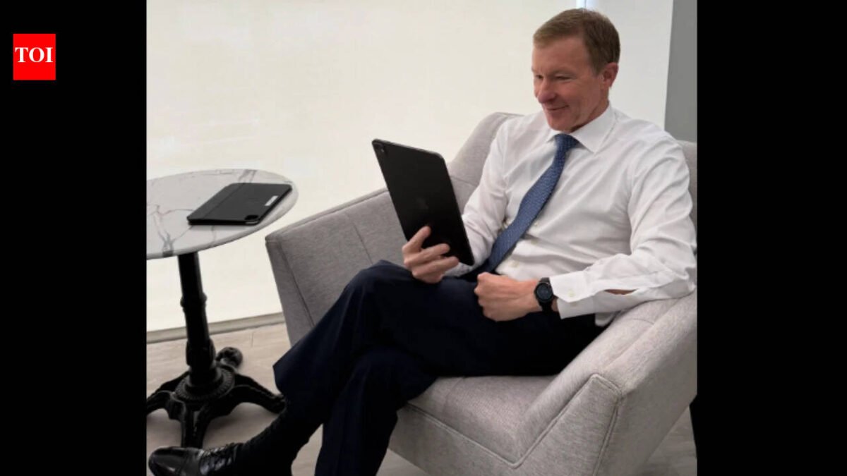 8.5 hours of sleep, 3 hours of reading, 15-minute afternoon nap: United Airlines CEO Scott Kirby shares his daily routine