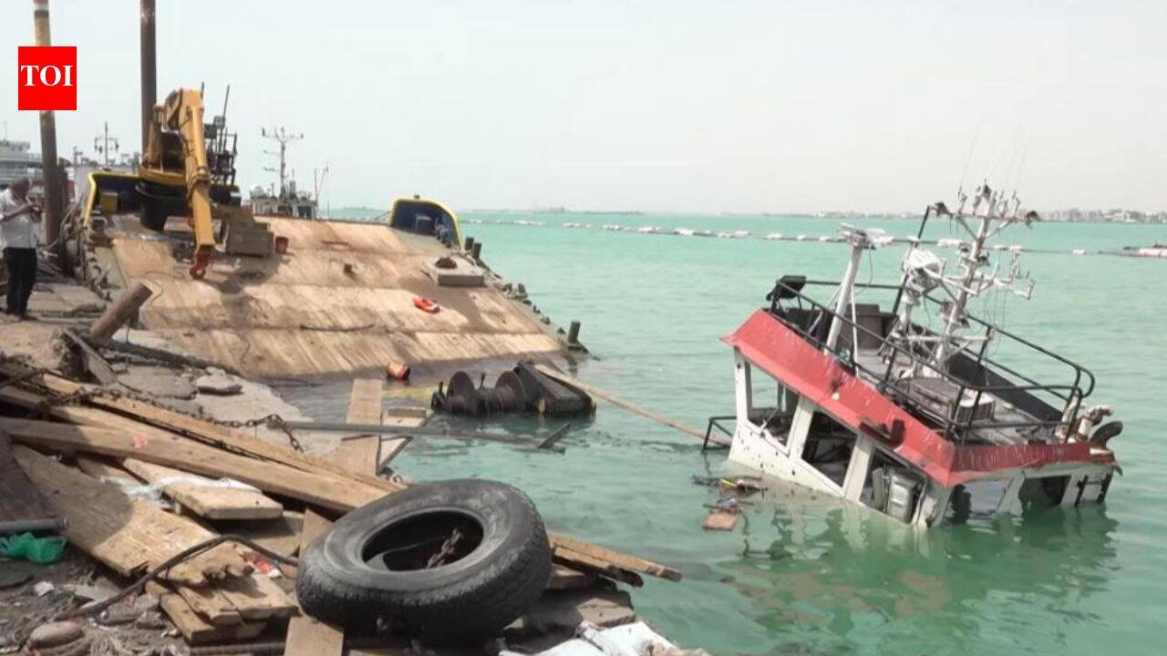 Iran-backed Houthis seize key Red Sea port in blow to Saudi forces