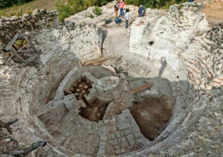 Around AD 310, a Roman emperor had a private bath built with three pools, heated floors and a sauna; archaeologists have now uncovered its unusual design