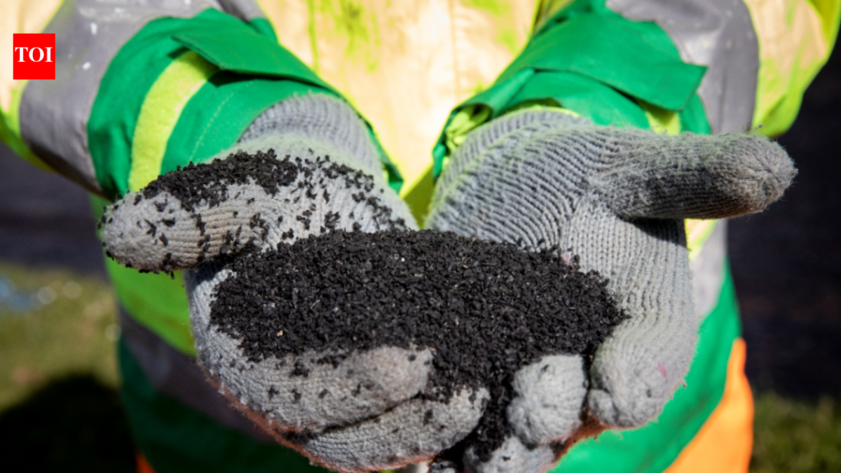 In 2019, Britain laid tyre-rubber asphalt on the M1; after successful trials, it won UK industry approval in 2021, with up to 750 waste tyres reusable per kilometre
