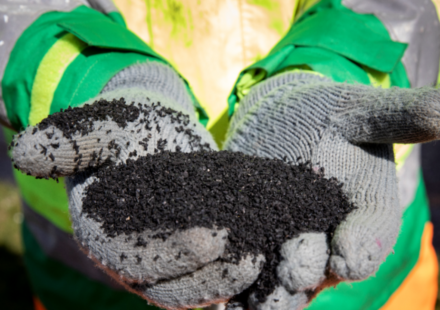 In 2019, Britain laid tyre-rubber asphalt on the M1; after successful trials, it won UK industry approval in 2021, with up to 750 waste tyres reusable per kilometre