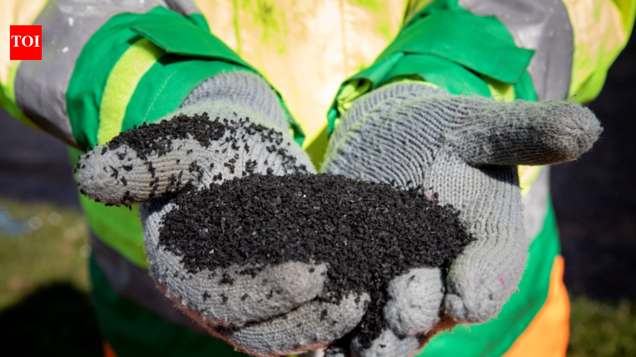 In 2019, Britain laid tyre-rubber asphalt on the M1; after successful trials, it won UK industry approval in 2021, with up to 750 waste tyres reusable per kilometre