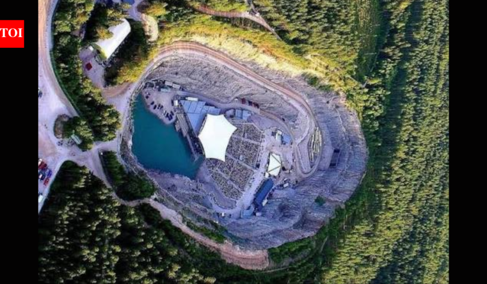 In 1990, mining stopped at a 55-metre-deep Swedish limestone quarry; a year later, an opera singer discovered its remarkable natural sound, and it became Dalhalla, now drawing 100,000+ visitors each summer