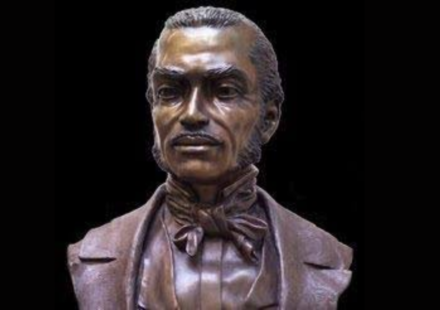 In 1835, Free Frank McWorter, a formerly enslaved man, paid $100 for 80 Illinois acres; a year later he founded New Philadelphia, and 191 years later nearly 20 acres entered NPS ownership