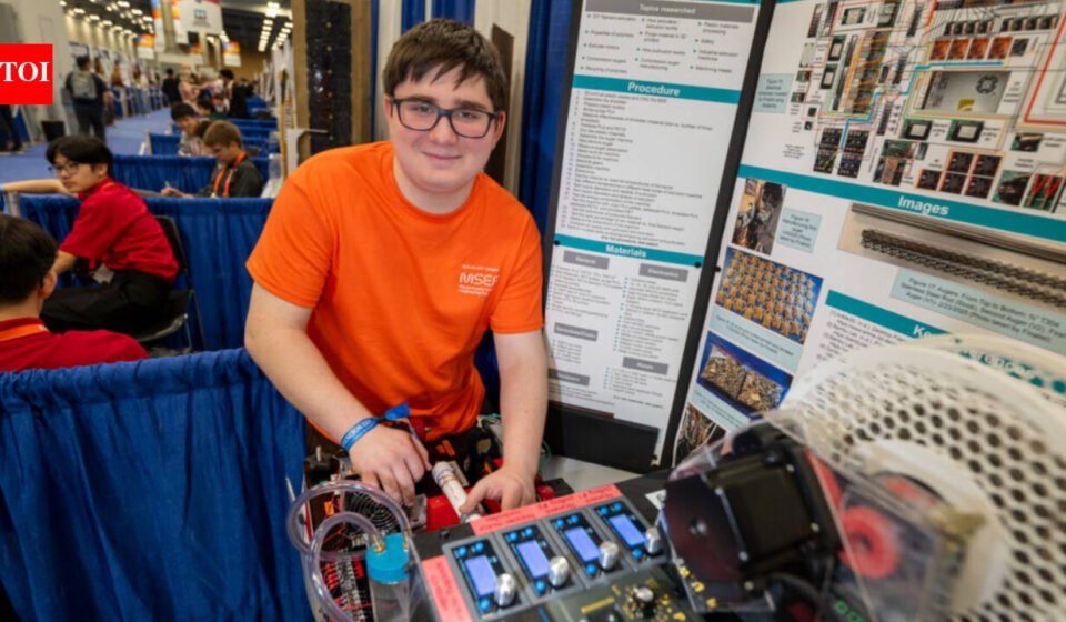 Meet Benjamin Davis, the 16-year-old Massachusetts student who built a machine that turns 3D-printer waste into reusable filament and won $75,000