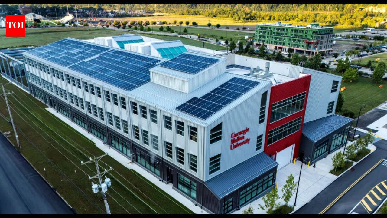 In 1998, Pittsburgh's last operating steel mill closed, leaving 178 riverfront acres vacant; 28 years later, 700,000 sq ft has been built or is underway for robotics, biotech, housing and parks
