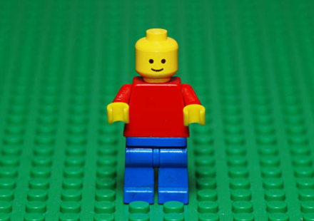A teenager who survived childhood cancer started collecting LEGO for the hospital that treated him; his drive has now donated 573 mini-figures and raised $2,575