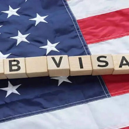 Wage mismatch: Why did USCIS revoke an H-1B petition in Florida? Here's what happened