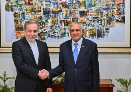 Pakistan foreign minister dials Iranian counterpart, urges uninterrupted energy supplies and safe passage of ships