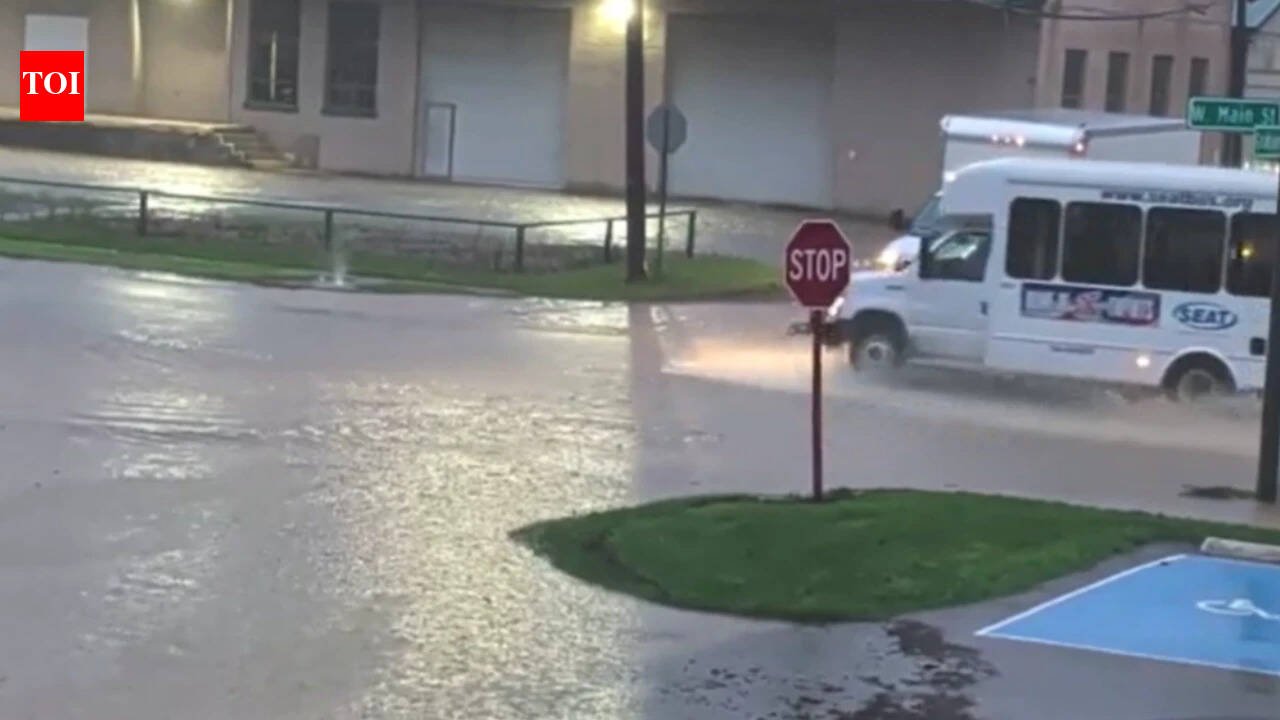 Ohio flash-flood threat persists as tornado warning ends