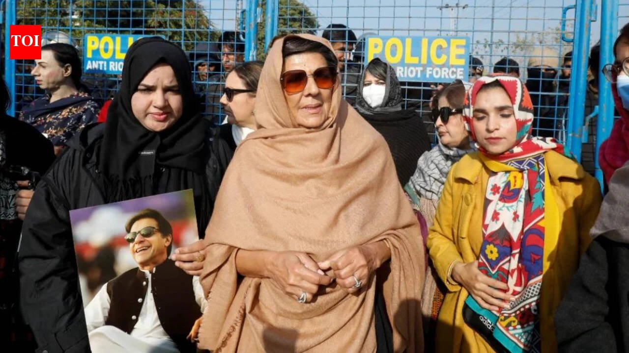 'Broke into house, forced them into vehicles': Imran Khan’s son alleges aunts, cousins 'abducted' in Pakistan