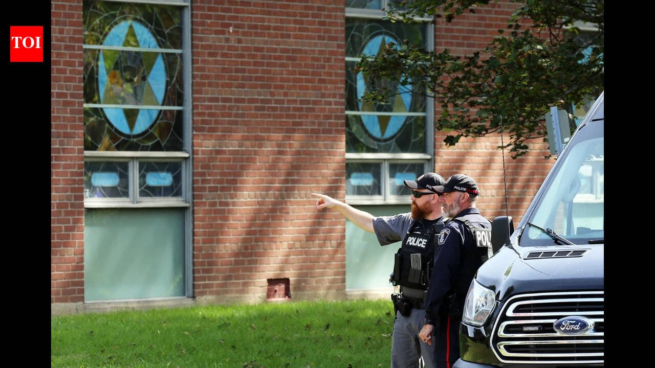 Canada synagogue shooting: Injured cop identified as Jeff Smith, shooter 29-year-old Sean Ward in critical condition