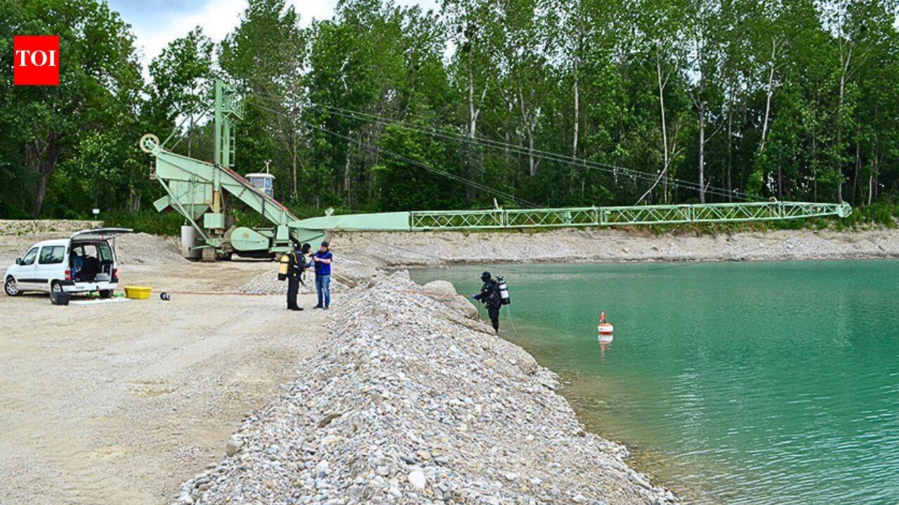 Archaeologists found 500 Iron Age iron bars in Austria’s Danube, revealing a 1-tonne cargo transported 2,000 years ago