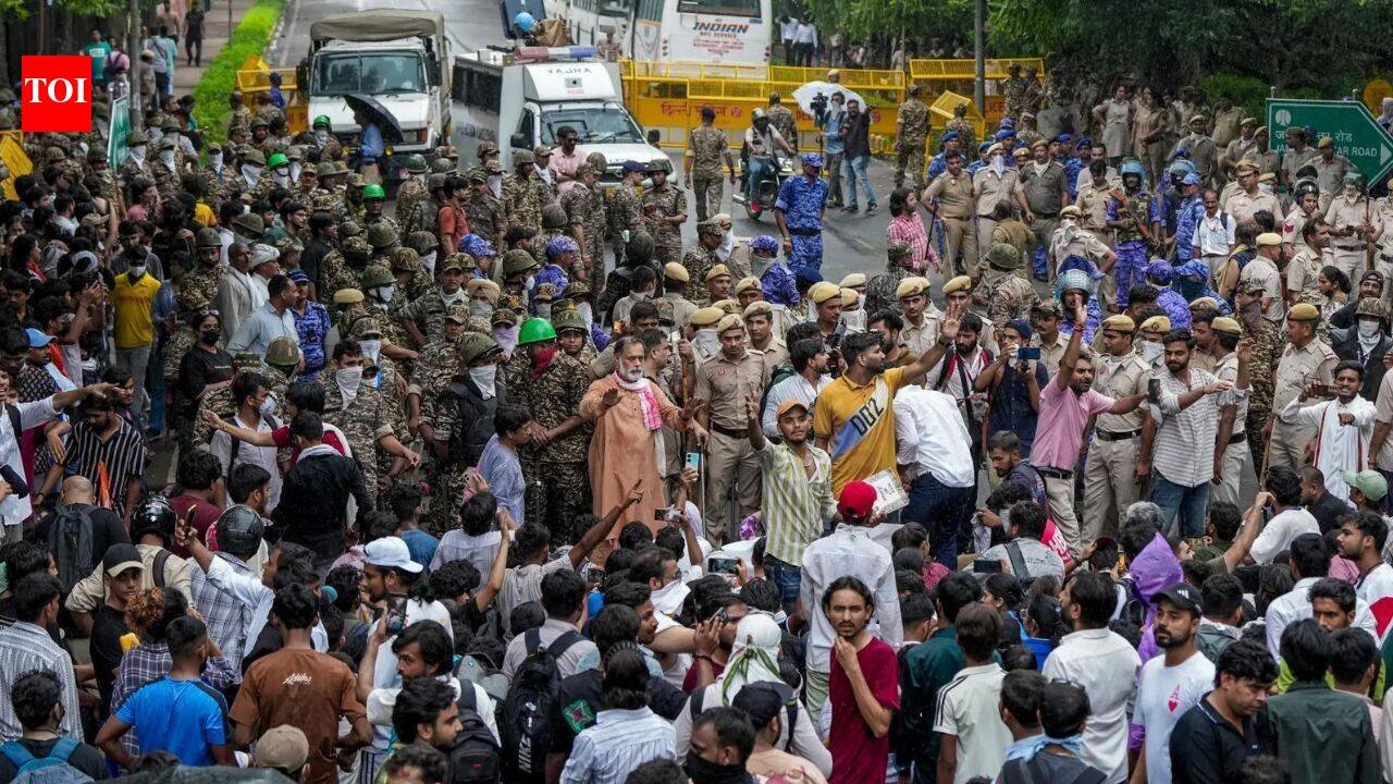 Delhi woman's 'morphed' photo displayed alongside PM Modi at CJP protest; FIR filed