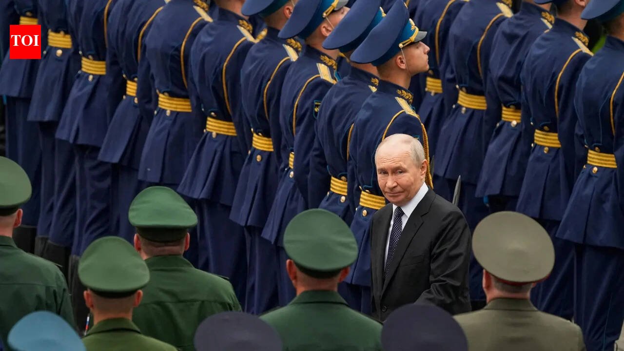$26,000 to fight for Russia: How Moscow recruits Americans via TikTok and Telegram