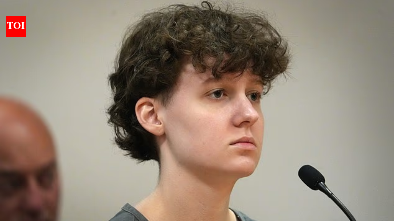 Florida teen sentenced to 50 years in prison after pleading guilty to killing mother and her boyfriend in planned ambush
