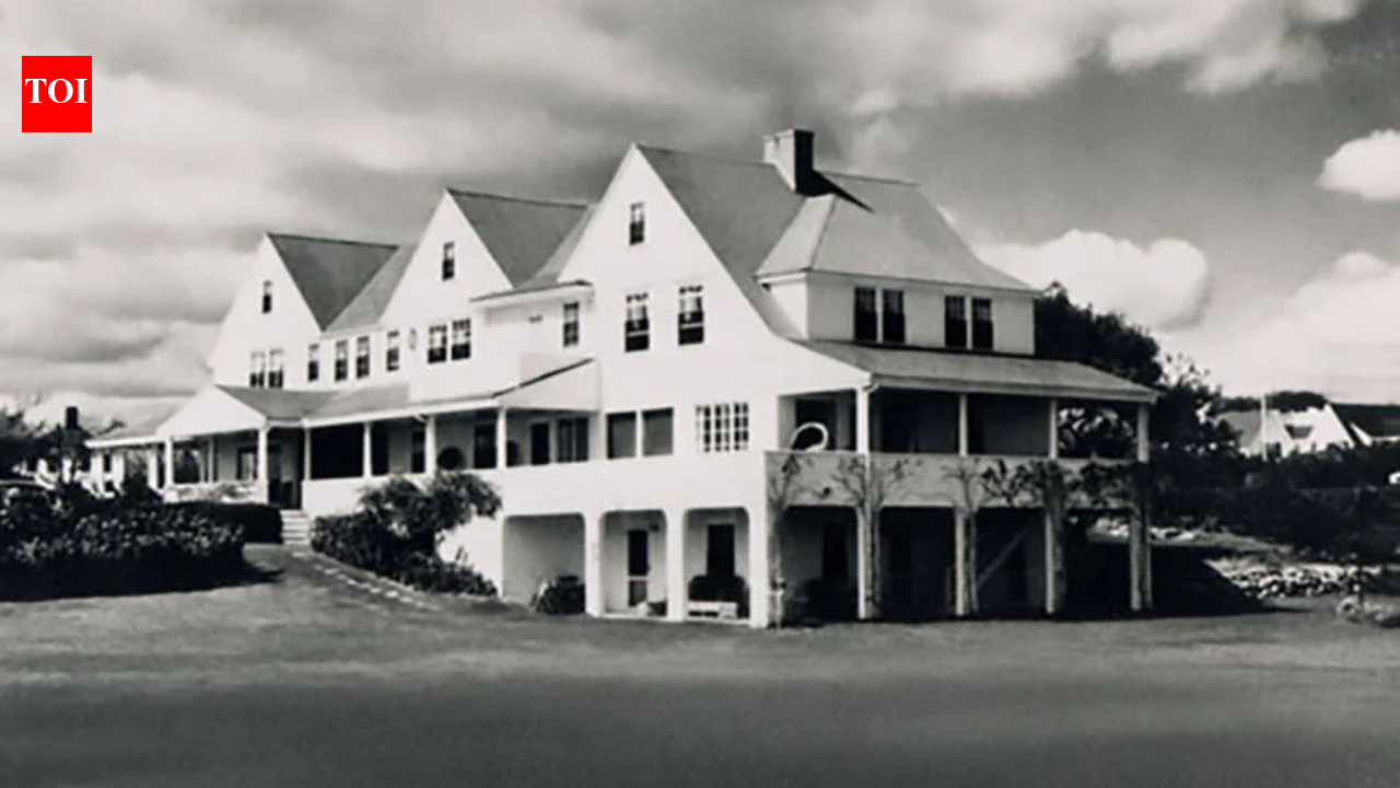 How a $25,000 beach cottage in Cape Cod became one of the most iconic homes in American history and saw some of its darkest moments