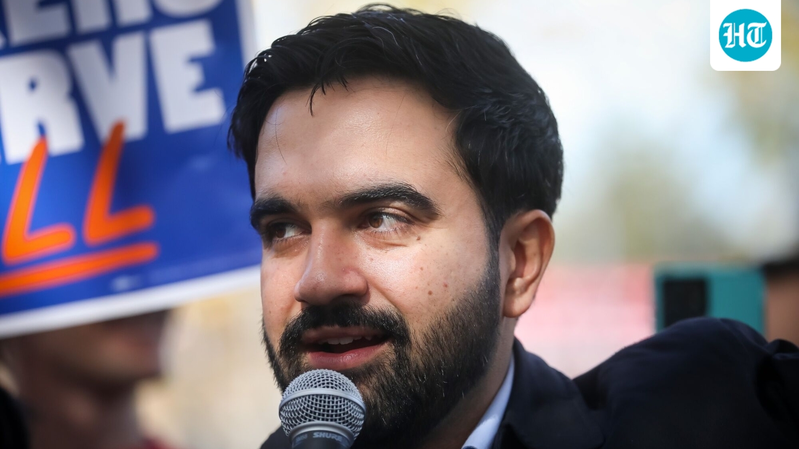 Zohran Mamdani, mayor of New York, deleted a post apparently celebrating 'Halalflation' amid backlash from Laura Loomer. (Bloomberg)