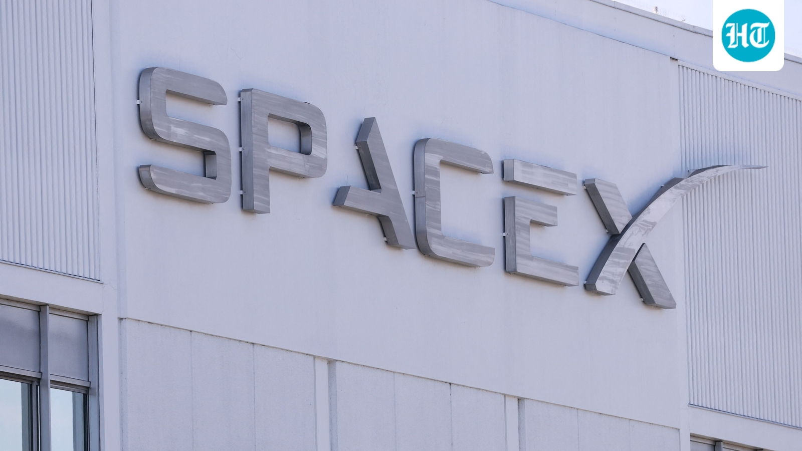 SpaceX stock outlook through 2027 as revenue grows and AI business expands. (Photo by Patrick T. Fallon / AFP) (AFP)