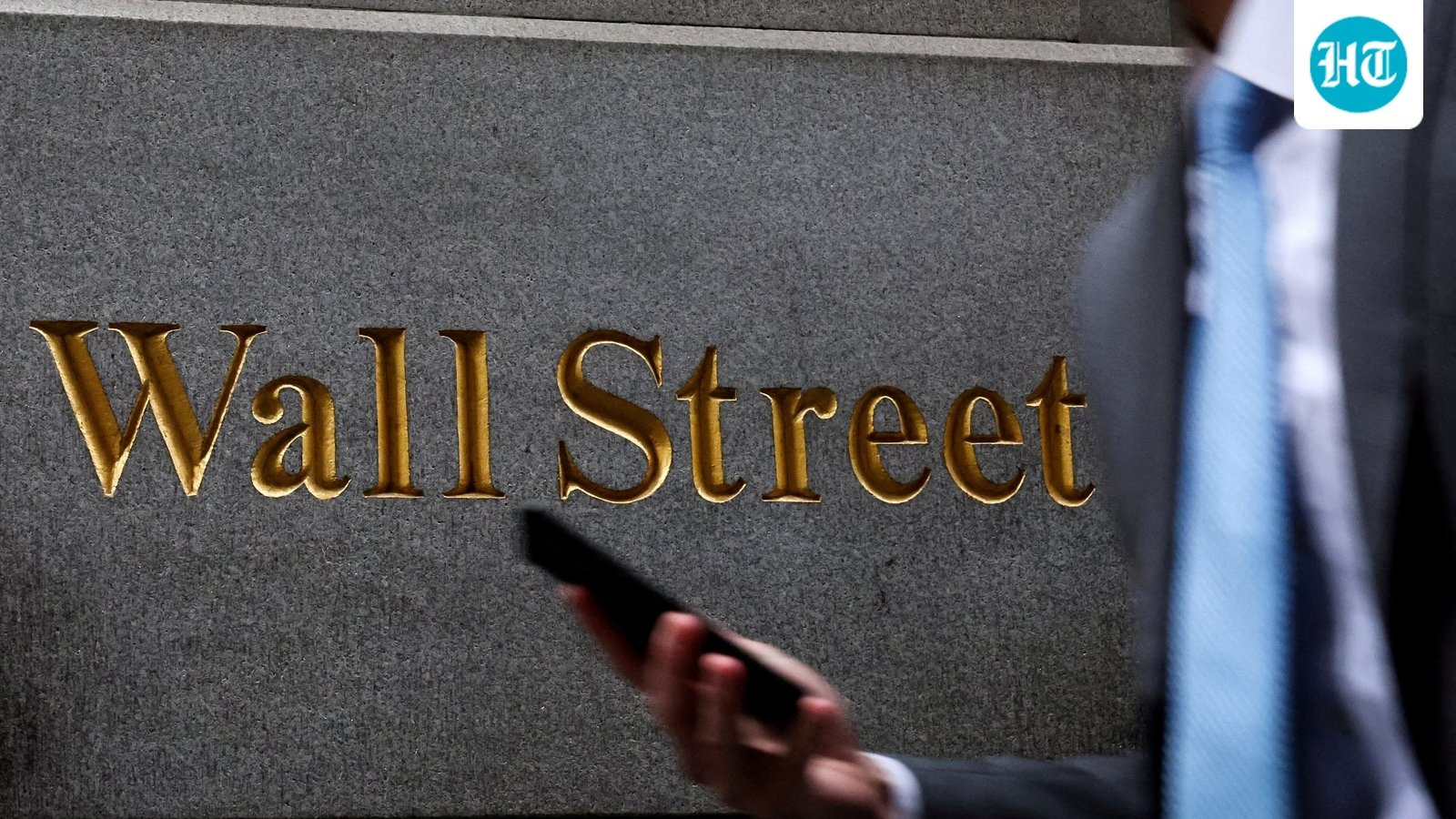 US bank stocks lose $270 billion as rising interest rates threaten Wall Street profits. (Representational image)