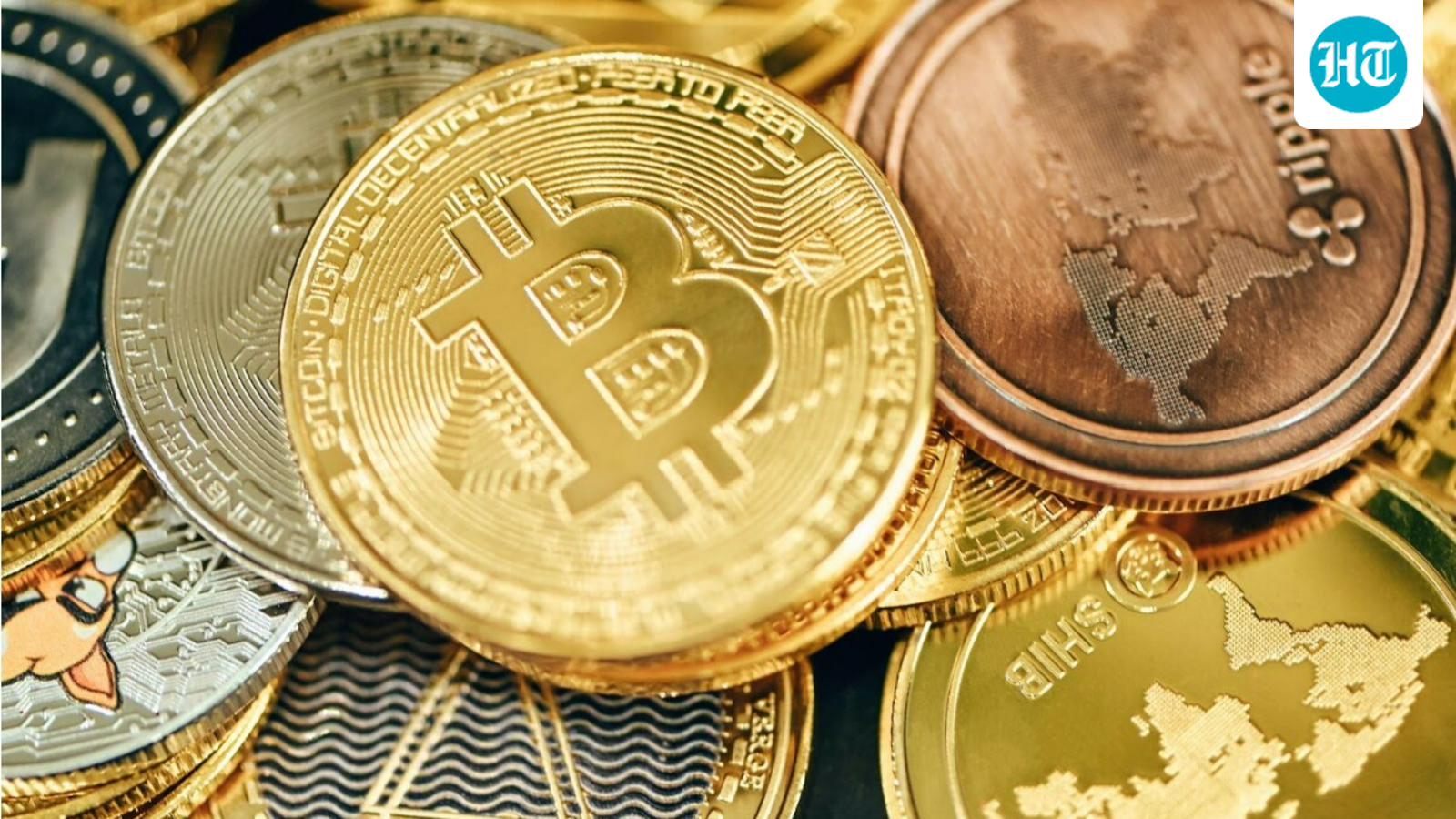 Bitcoin falls below $80,000 as Fed meeting fears, AI spending concerns and oil prices weigh on crypto markets. (Pexel)