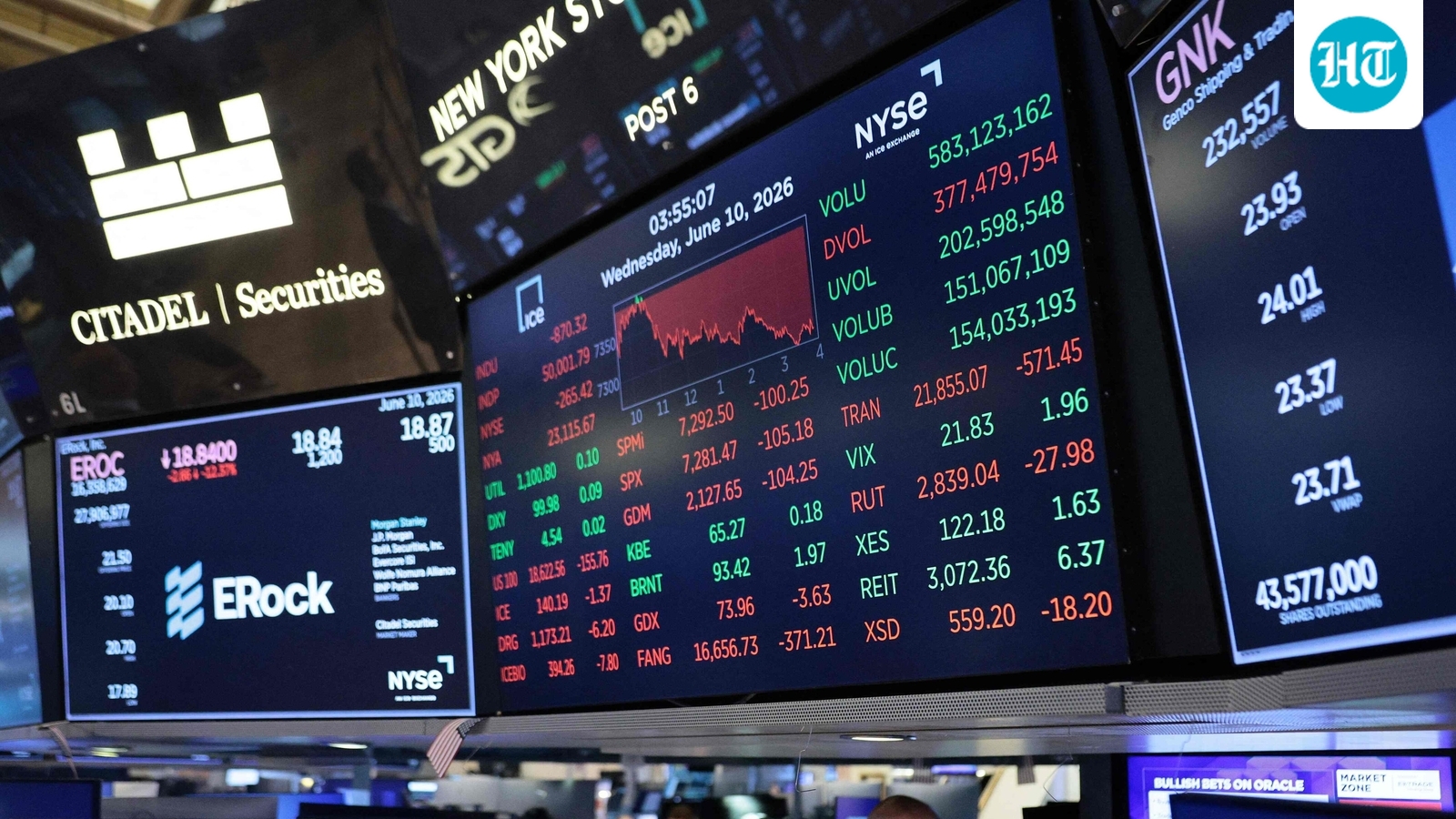 Apple, Nvidia and other megacap stocks face pressure as AI spending fears weigh on the S&P 500. (Photo by Michael M. Santiago / GETTY IMAGES NORTH AMERICA / Getty Images via AFP) (Getty Images via AFP)