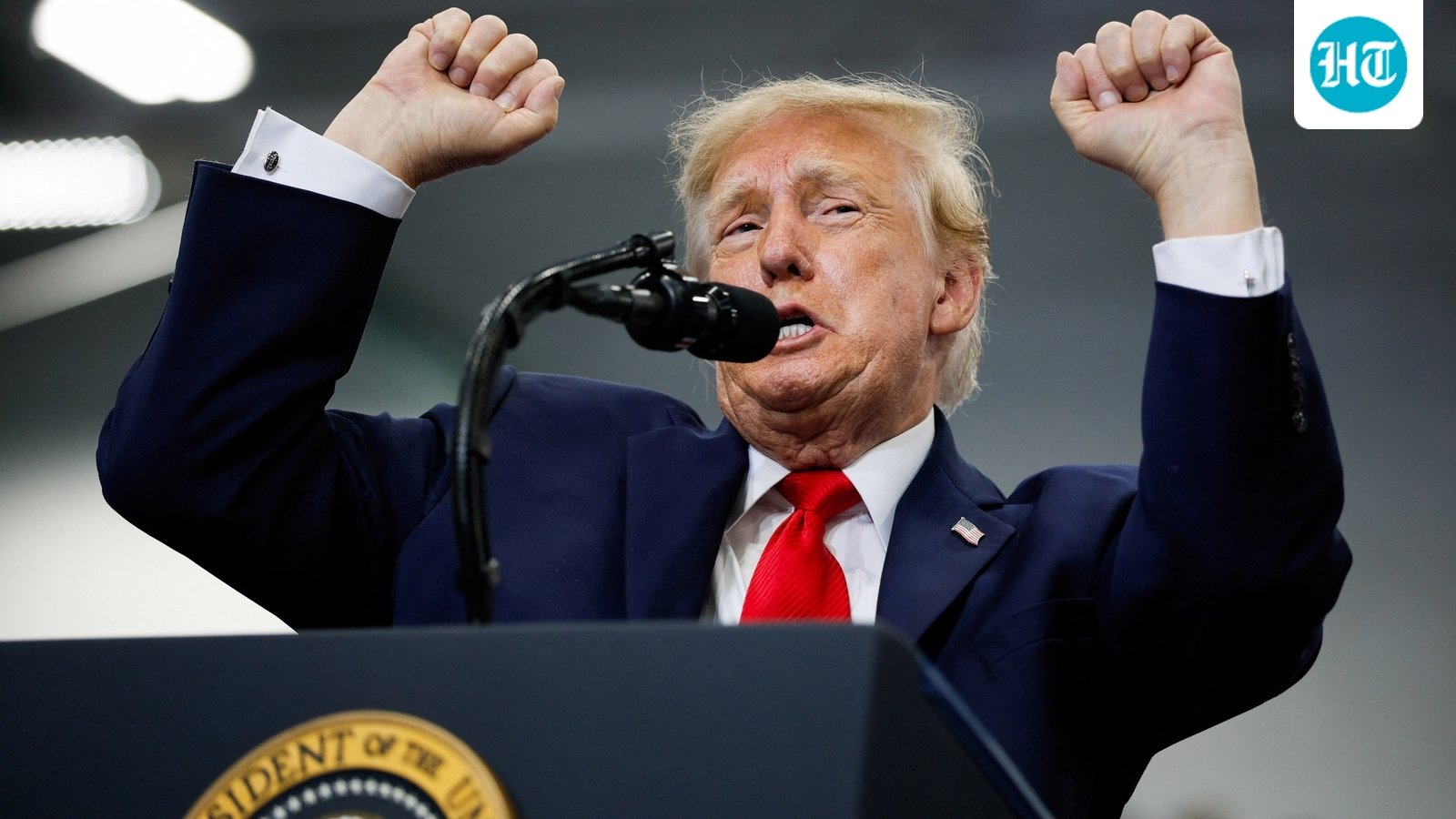 Donald Trump claimed Greenland holds some of the world’s largest easily accessible oil reserves and said the Arctic territory is vital. 2026. 

REUTERS/Evan Vucci (REUTERS)