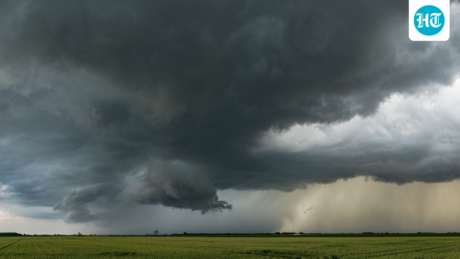 Possible tornado rips through Heber-Overgaard, crews assessing'considerable damage' (Pexel - representational image)