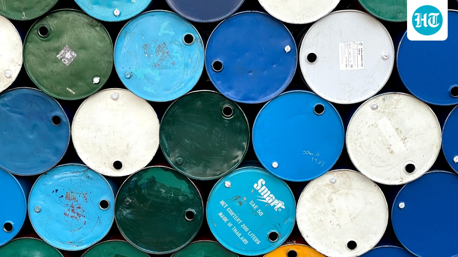Oil prices fall as Trump eases Russia sanctions amid Middle East supply fears. (Pexel/Representative image) (Pexel)