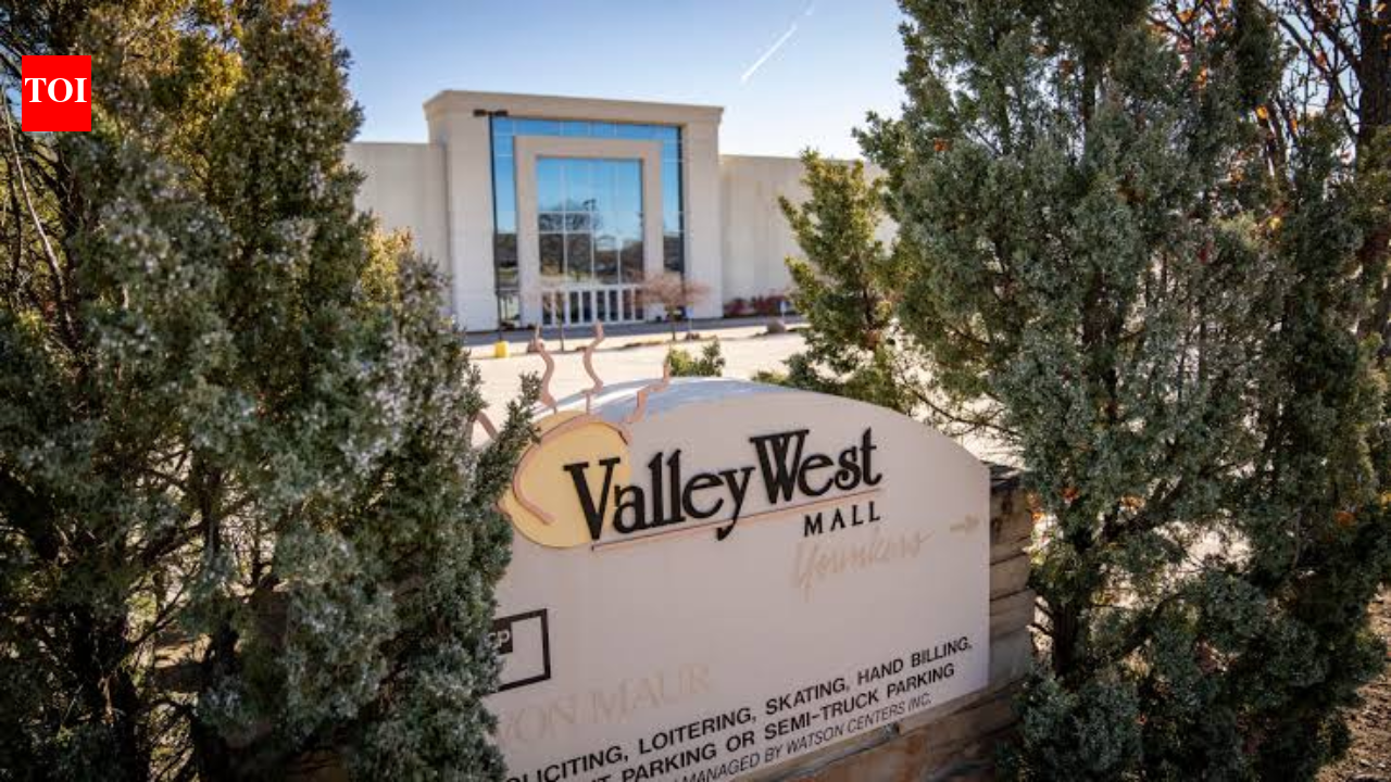 An Iowa developer bought the 58-acre Valley West Mall for $11 million; a nearly 50-year-old JCPenney lease now stands in the way of redevelopment as the city considers up to $110 million in incentives