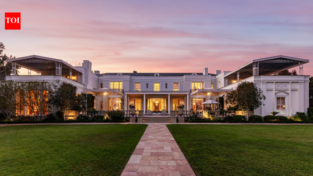 Peter Thiel quietly bought Los Angeles’ 40,000-sq-ft Casa Encantada for $130 million at foreclosure after it had once been listed for $250 million; his identity as the buyer stayed hidden for months