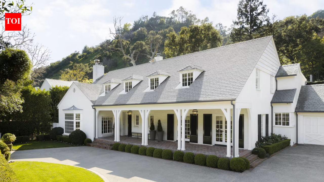 In 2011, Judy Garland's former Bel-Air home sold for $5.2 million; after successive renovations, the 1938 house on nearly 2.7 acres changed hands again for $11.1 million in July 2024