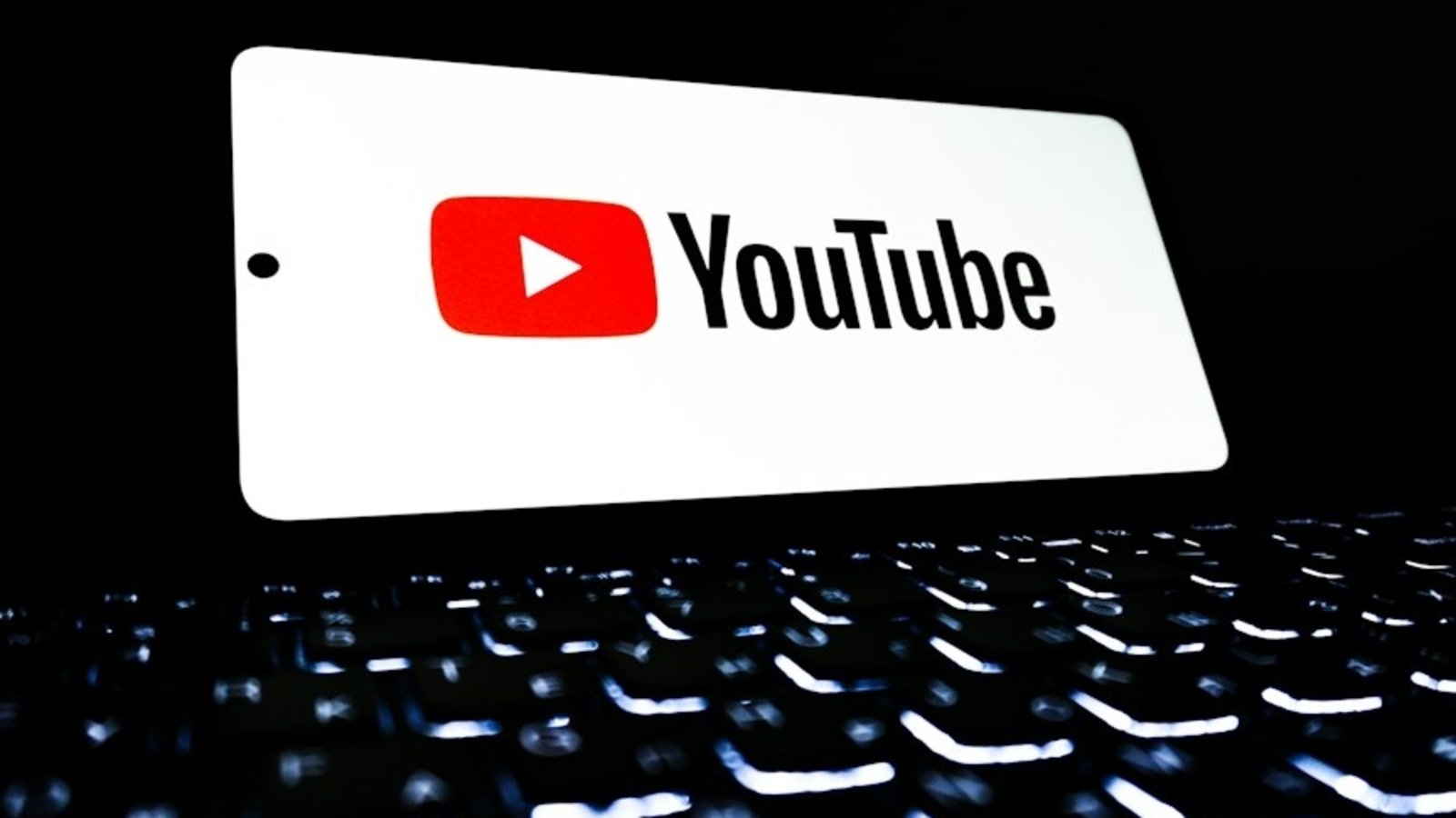 YouTube down for thousands (Unsplash)